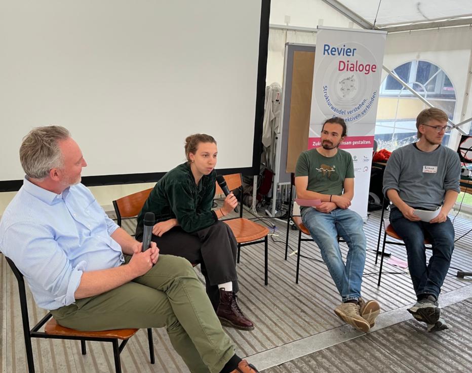 Fischbowldiskussion zu möglichen Ideen für denn Wettbewerb
